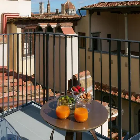 Visconte Filippo - La Dimora Degli Affreschi Apartment Florence